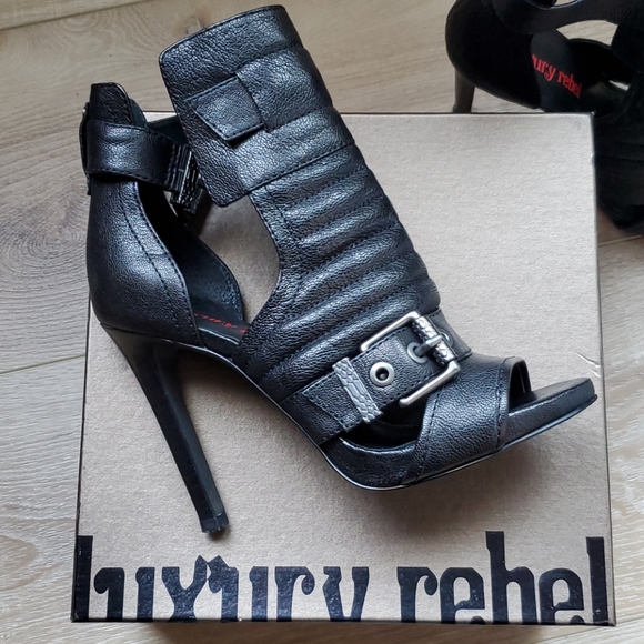 luxury rebel Shoes - Luxury Rebel Abigail Goat Black Sandal
